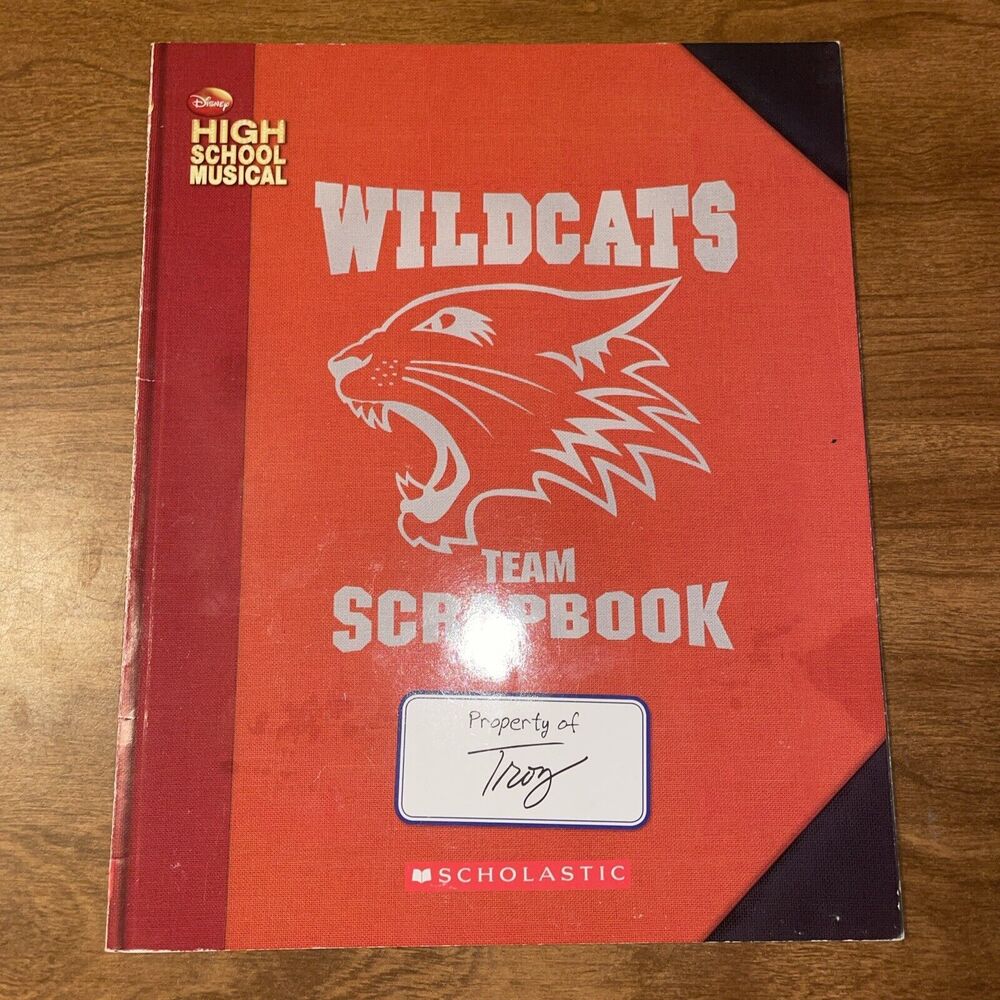 2008 High School Musical Wildcats Team Scrapbook Property Of Troy Zac Efron